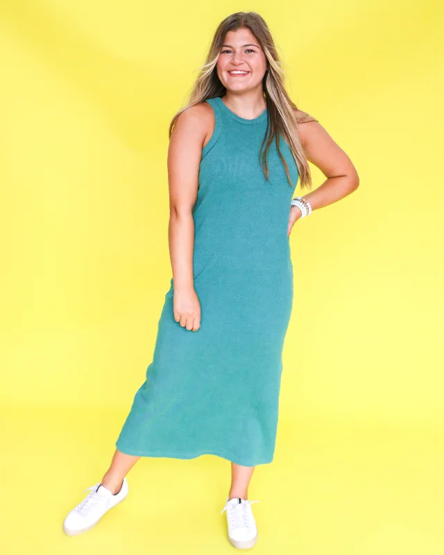 Sleeveless Ribbed Midi-Dress in Pine