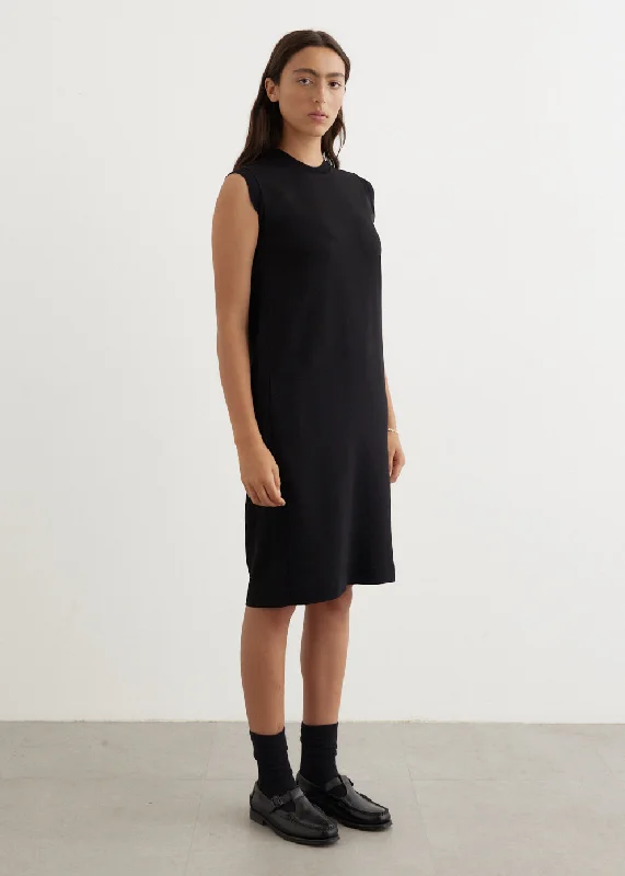 Rib-Edge Shift Dress